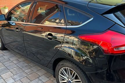 Ford Focus 89.190 km 8.000 &euro; Frankfurt am Main 65934