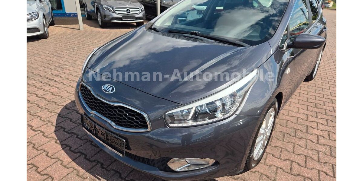 Kia ceed / Ceed 269.000 km 5.990 &euro; Karlstein 63791