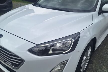 Ford Focus 112.000 km 9.996 &euro; Kelkheim 65779