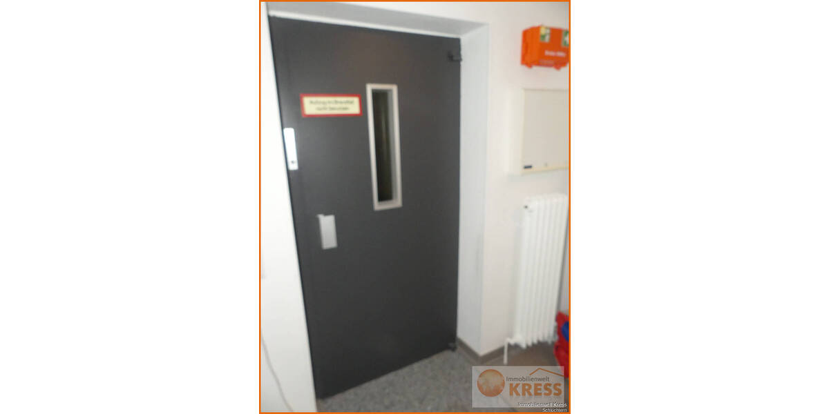 Ebenerdiges Ladenlokal und Büroräume im 1. OG, Lastenfahrstuhl, zentrale Innenstadtlage Hanau Stadt 1 zimmer