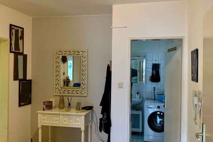 Wohnung zum Kaufen in Frankfurt 295.000 € 60 m² 2 zimmer