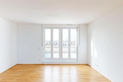 Haus Frankfurt am Main Nord-Ost - 4 Zimmer, 127 m&sup2;, 2.165&euro; | Angebot:25977952