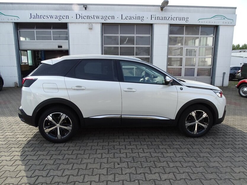3008 2,0l BlueHDi Crossway Automatik, Panorama, Na