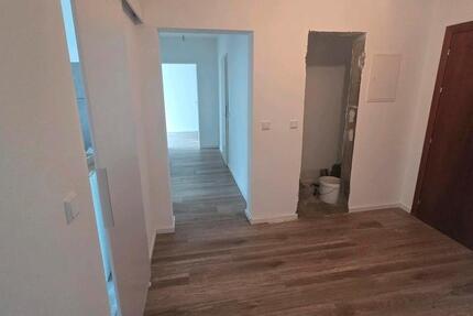 Haus Frankfurt am Main Niederrad - 3 Zimmer, 82 m&sup2;, 1.400&euro; | Angebot:25627210