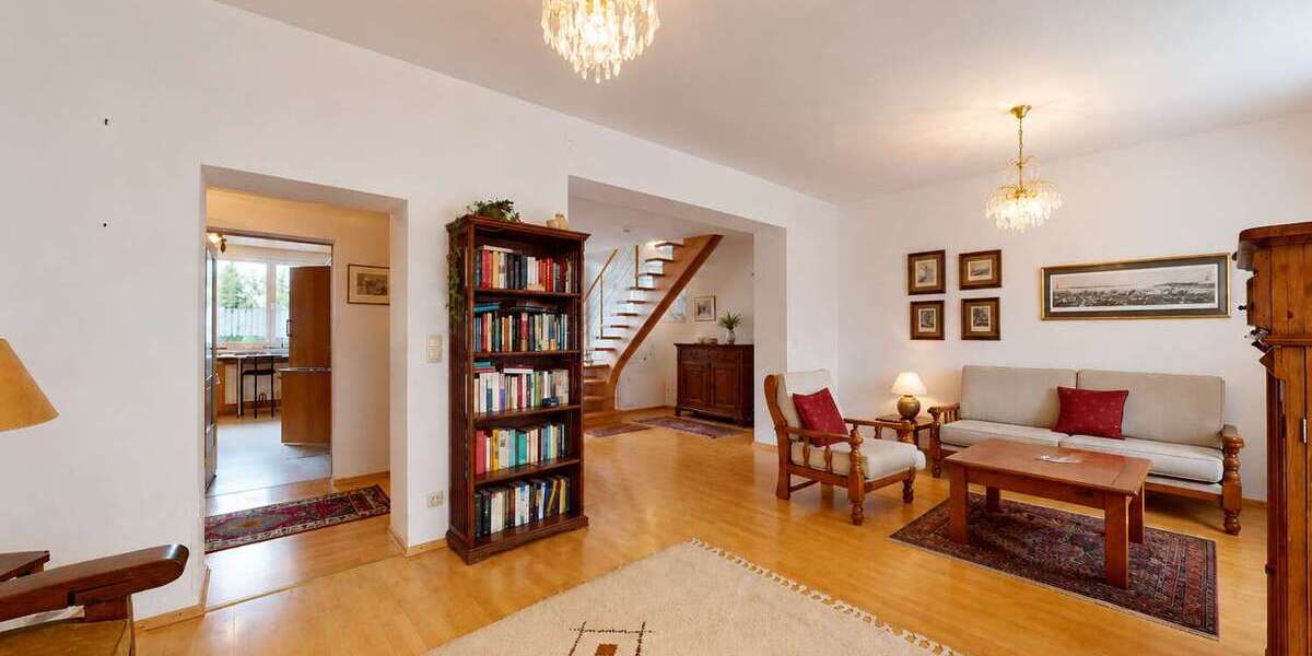 Etagenwohnung Frankfurt am Main Ginnheim - 5 Zimmer, 160 m&sup2;, 810.000&euro; | Angebot:26926699