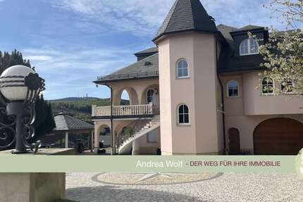 Haus Schmitten - 16 Zimmer, 1.043 m&sup2;, 4.490.000&euro; | Angebot:26434999