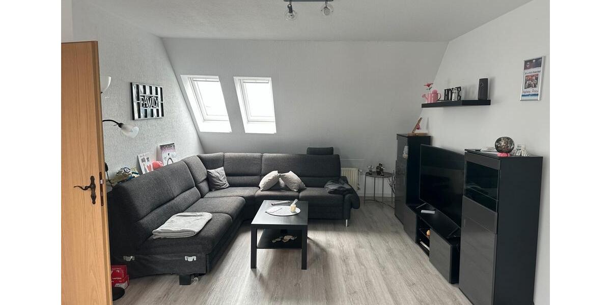 Dachgeschoßwohnung Liederbach am Taunus - 2 Zimmer, 55 m&sup2;, 830&euro; | Angebot:26416266