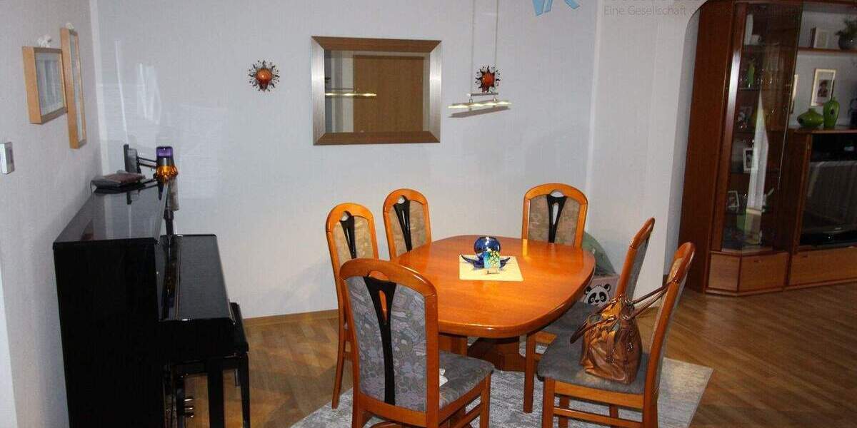 Reihenmittelhaus Bischofsheim - 6 Zimmer, 156 m&sup2;, 580.000&euro; | Angebot:25670403