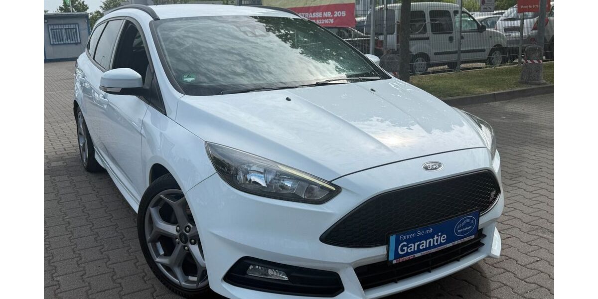 Ford Focus 74.565 km 15.750 &euro; Offenbach 63071