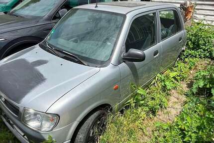 Daihatsu Sirion 96.000 km 500 &euro; Frankfurt am Main 65933