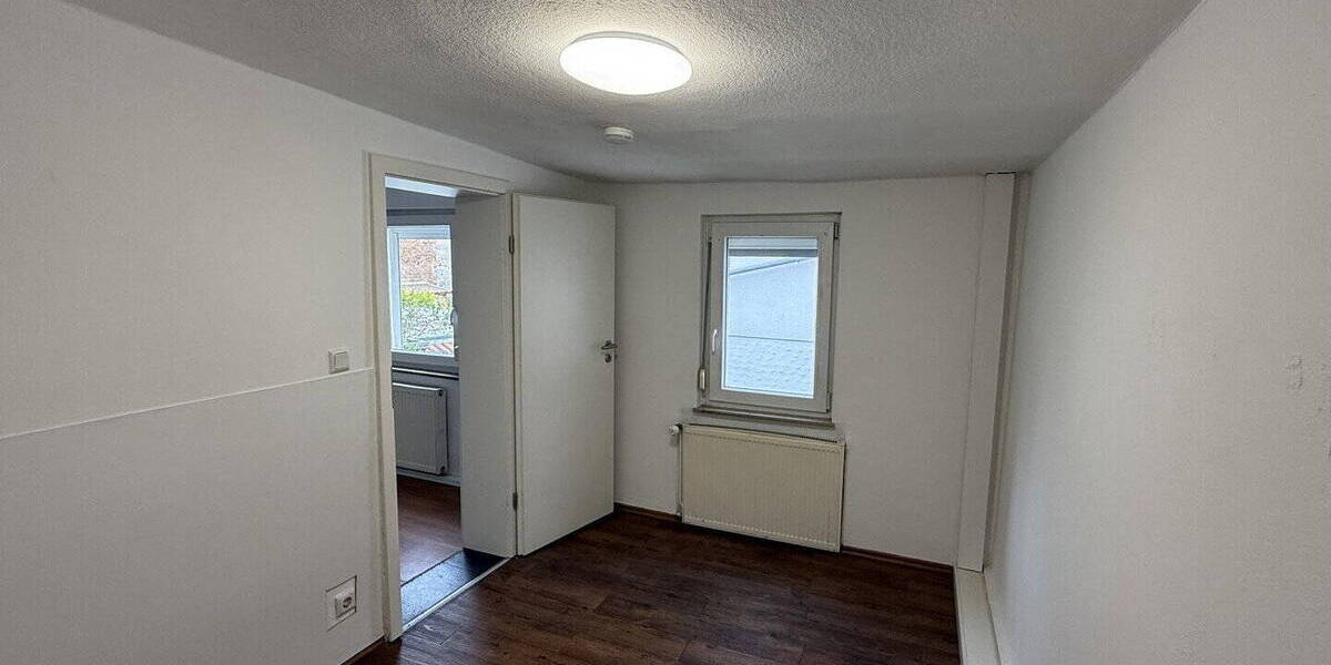 Einfamilienhaus Friedberg Ockstadt - 8 Zimmer, 195 m&sup2;, 2.490&euro; | Angebot:26358860