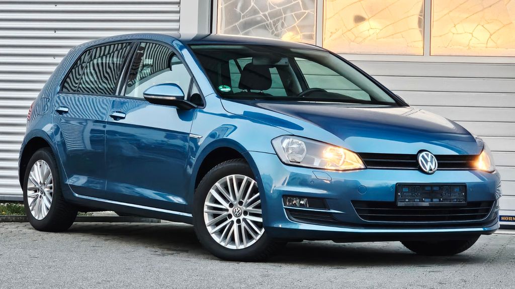 VW Golf 42.500 km 11.480 &euro; Friedrichsdorf (10 Min. nördlich von Frankfurt/M) 61381