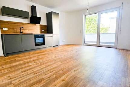 Wohnung zum Mieten in Frankfurt am Main 1.195 € 56 m² 2 zimmer