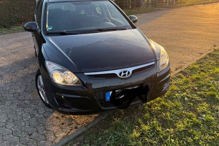 Hyundai i30 187.000 km 3.100 &euro; Oberursel 61440