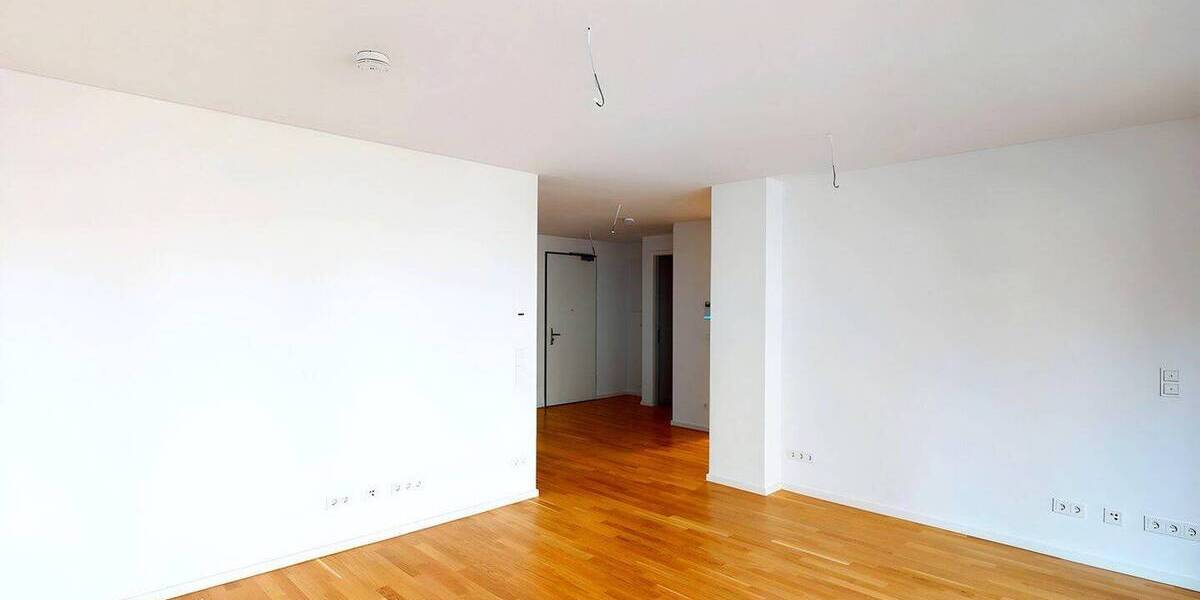 Etagenwohnung Frankfurt am Main Riederwald - 2 Zimmer, 67 m&sup2;, 1.000&euro; | Angebot:26903706