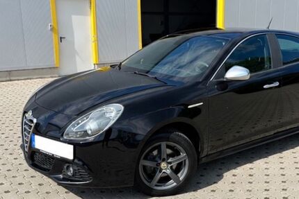 Alfa Romeo Giulietta 180.000 km 4.300 &euro; Oberursel 61440
