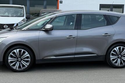 Renault Scenic 150.000 km 11.899 &euro; Frankfurt am Main 60314