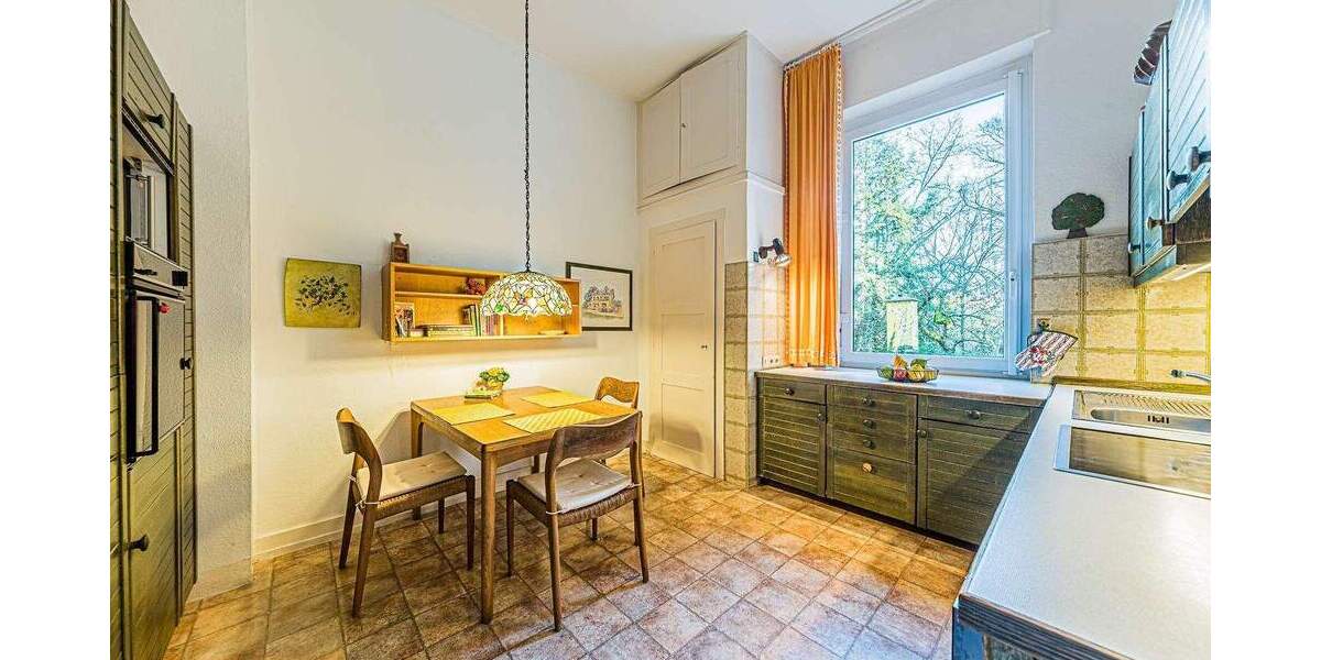 Etagenwohnung Frankfurt am Main Niederursel - 3 Zimmer, 120 m&sup2;, 2.100&euro; | Angebot:25768511