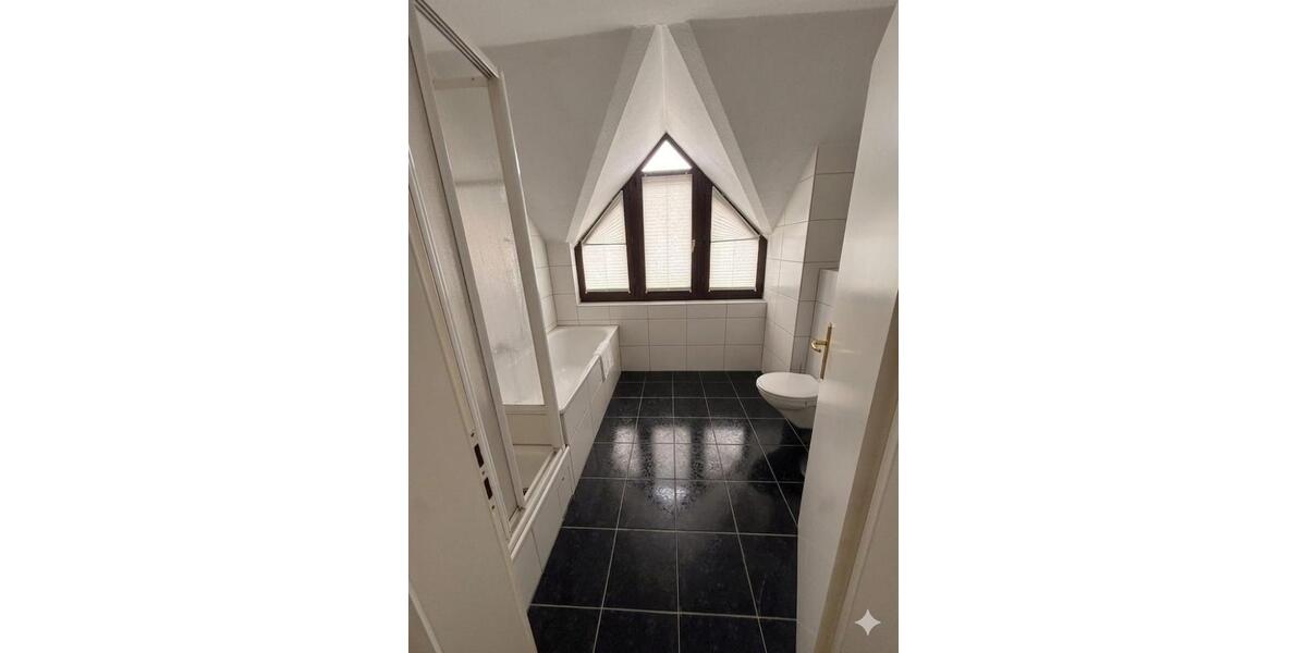 Dachgeschoßwohnung Dietzenbach - 3 Zimmer, 84 m&sup2;, 300.000&euro; | Angebot:26585992