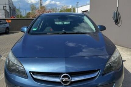 Opel Astra 137.000 km 5.200 &euro; Maintal 63477