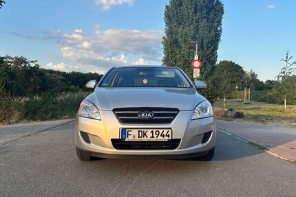 Kia ceed / Ceed 9.200 km 7.500 &euro; Frankfurt am Main 60435