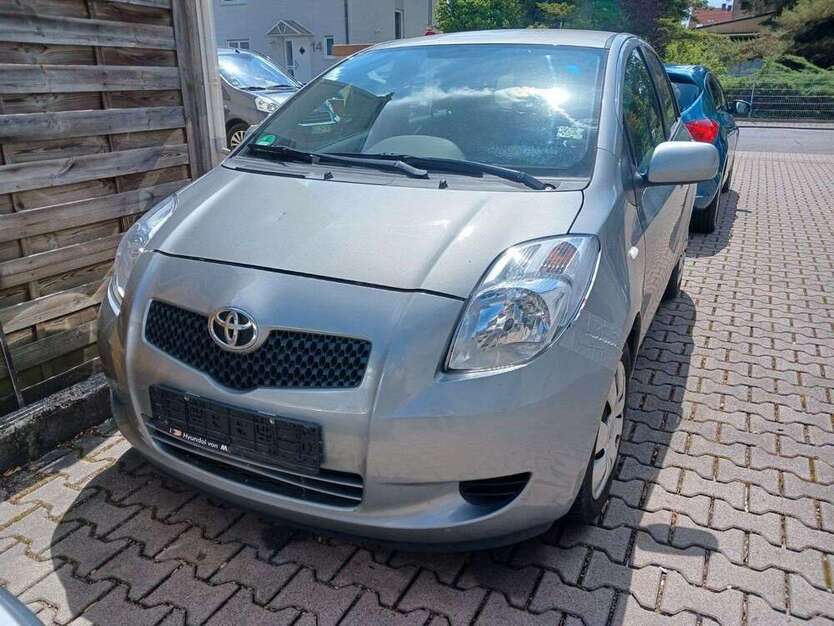 Yaris