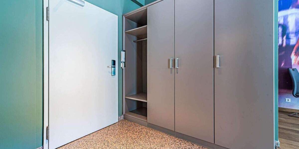 Etagenwohnung Frankfurt am Main Nordend-Ost - 2 Zimmer, 50 m&sup2;, 2.780&euro; | Angebot:25727281