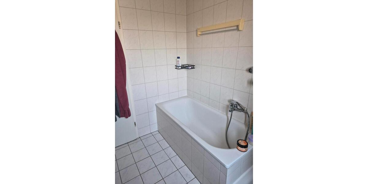 Etagenwohnung Frankfurt am Main Bonames - 3 Zimmer, 73 m&sup2;, 310.000&euro; | Angebot:27128405
