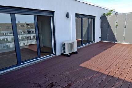 Wohnung zum Mieten in Frankfurt am Main Rödelheim 1.350 € 65 m² 2 zimmer