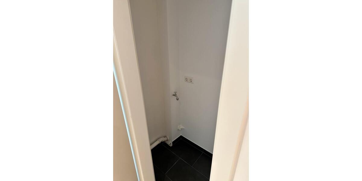 Etagenwohnung Frankfurt am Main Bergen-Enkheim - 2 Zimmer, 53 m&sup2;, 930&euro; | Angebot:25509906
