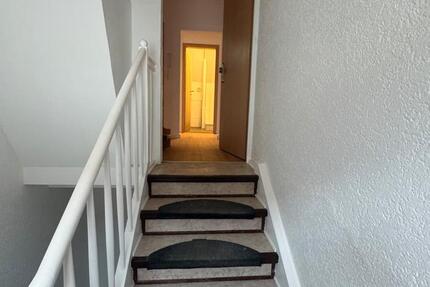 Wohnung Büttelborn - 6 Zimmer, 93 m&sup2;, 1.250&euro; | Angebot:25379359