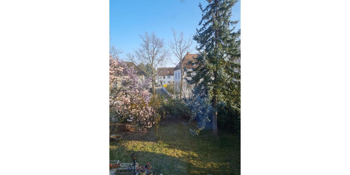 Zu VERMIETEN: Haus in Frankfurt Nied, 10 Zimmer, 3 Stellplätze 10 zimmer