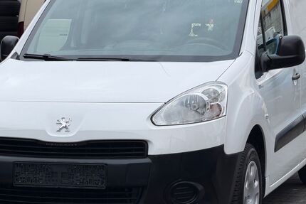 Peugeot Partner 40.500 km 8.999 &euro; Offenbach am Main 63075