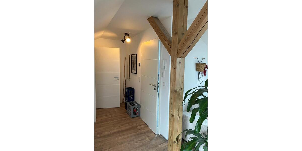Dachgeschoßwohnung Weiterstadt - 2 Zimmer, 67 m&sup2;, 900&euro; | Angebot:25293201