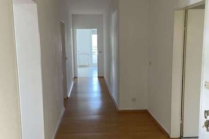 Wohnung zum Mieten in Obertshausen 757 € 85 m²