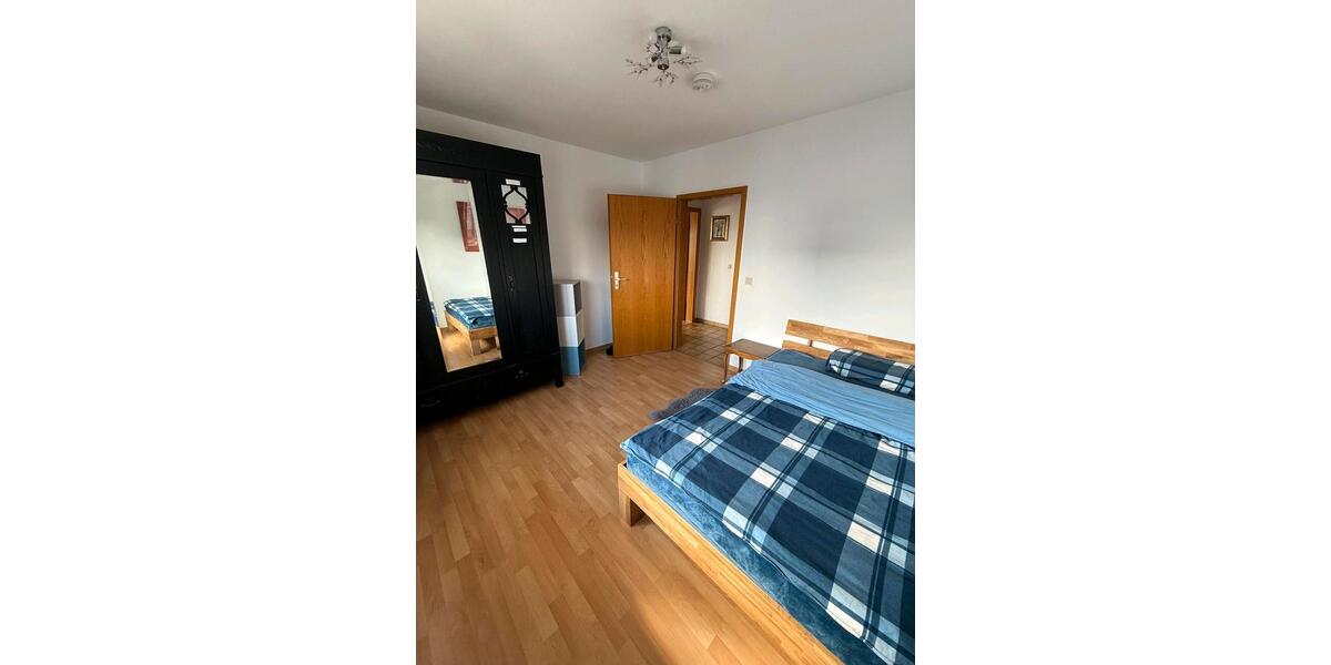 Etagenwohnung Hofheim am Taunus - 3 Zimmer, 97 m&sup2;, 1.300&euro; | Angebot:25775218