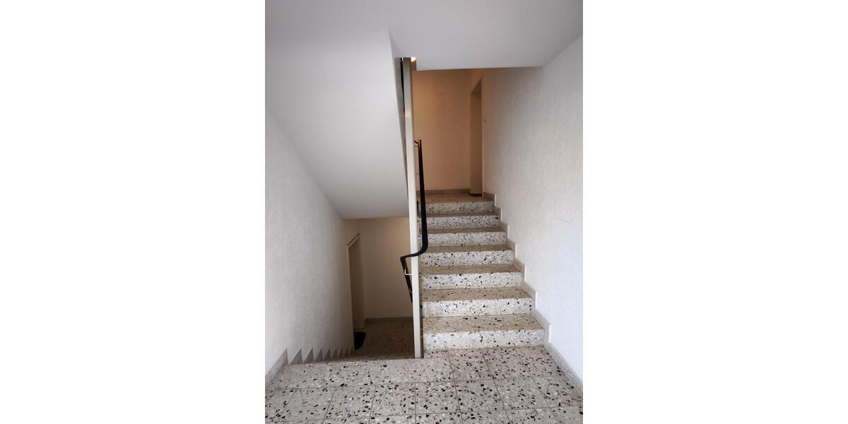 Etagenwohnung Frankfurt am Main Nord-West - 3 Zimmer, 88 m&sup2;, 1.350&euro; | Angebot:26130141