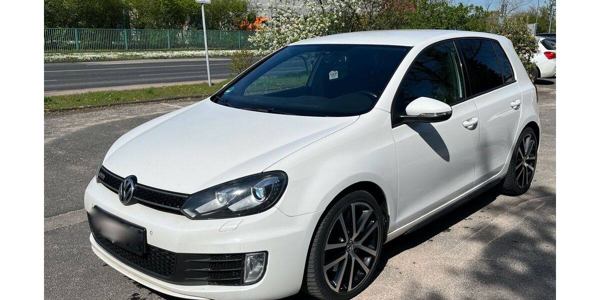 VW Golf 216.000 km 8.990 &euro; Frankfurt am Main 65933