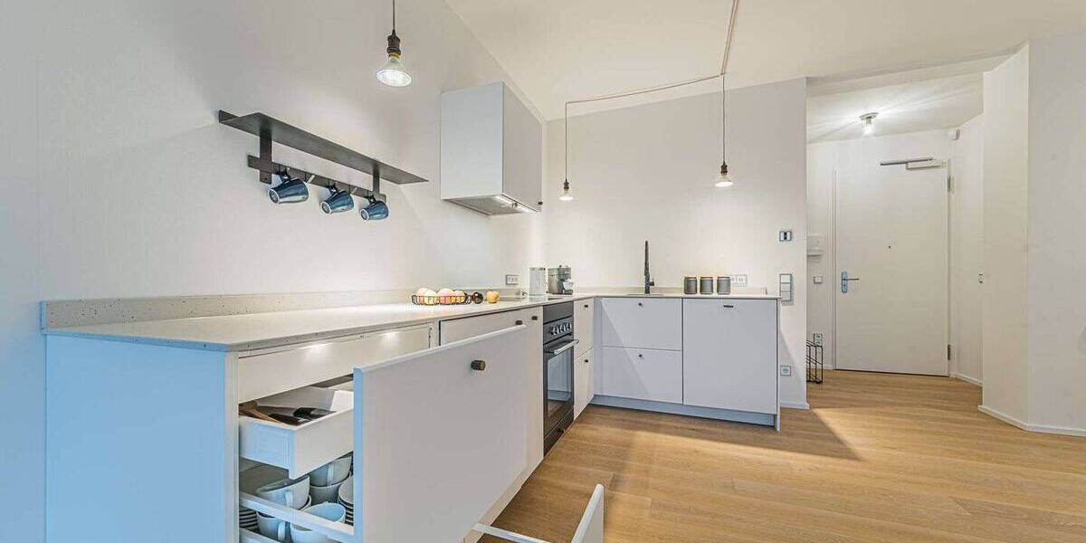 Etagenwohnung Frankfurt am Main Innenstadt - 2 Zimmer, 63 m&sup2;, 2.600&euro; | Angebot:26388792