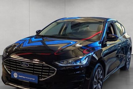 Ford Focus 13.500 km 26.998 &euro; Frankfurt 60386