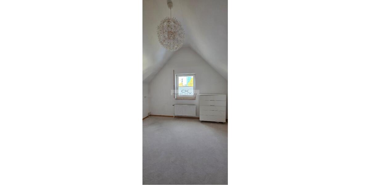 Reihenhaus Frankfurt am Main Nord-West - 6 Zimmer, 174 m&sup2;, 2.790&euro; | Angebot:25760151