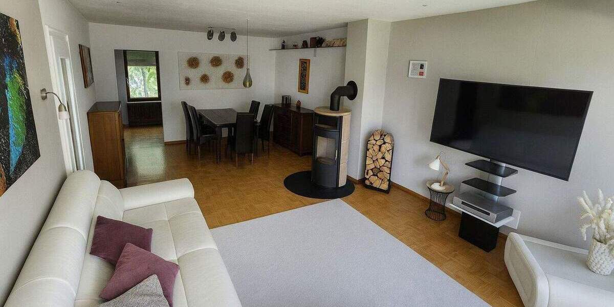 Großes Einfamilienhaus mit Einliegerbereich - ideal für Wohnen & Arbeiten unter einem Dach 8 zimmer