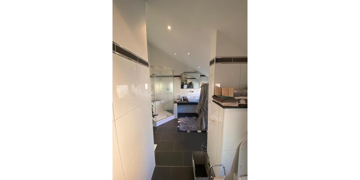 Einfamilienhaus Offenbach am Main Bieberer Berg - 4.5 Zimmer, 175 m&sup2;, 2.750&euro; | Angebot:25627211