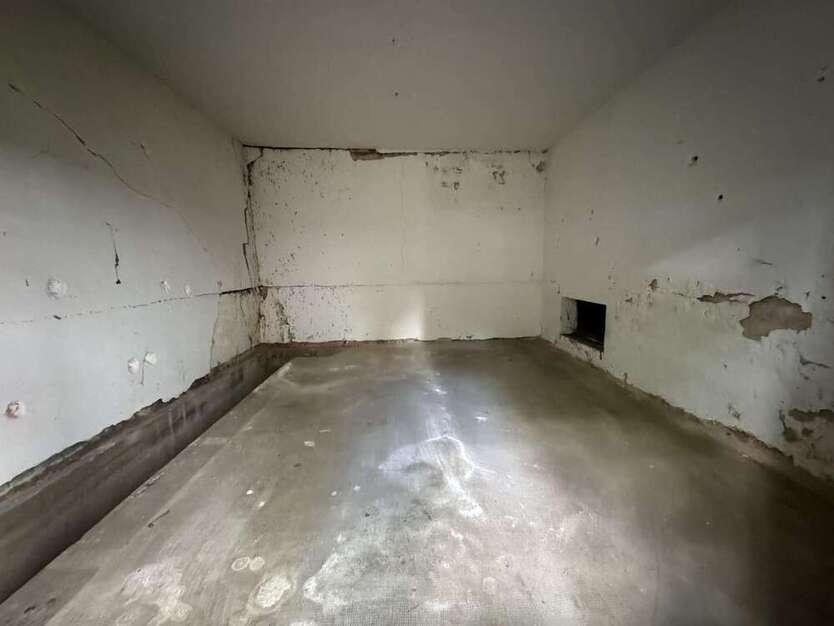 Halle in Frankfurt am Main 250 € 25 m²