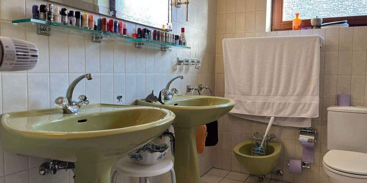 Reihenmittelhaus Offenbach am Main Bieber - 3 Zimmer, 140 m&sup2;, 388.000&euro; | Angebot:24991751