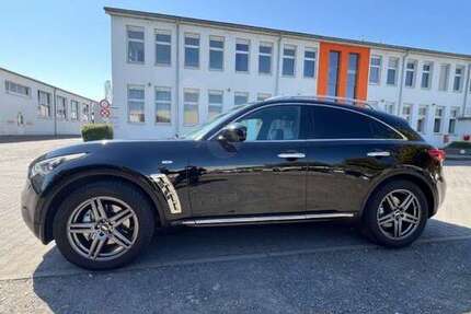 INFINITI FX 226.000 km 9.500 &euro; Dörnigheim (Maintal) 63477