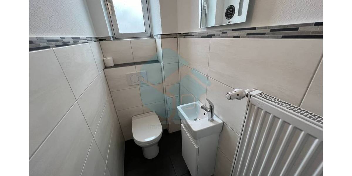 Etagenwohnung Friedberg (Hessen) Friedberg - 5 Zimmer, 170 m&sup2;, 1.250&euro; | Angebot:25734430