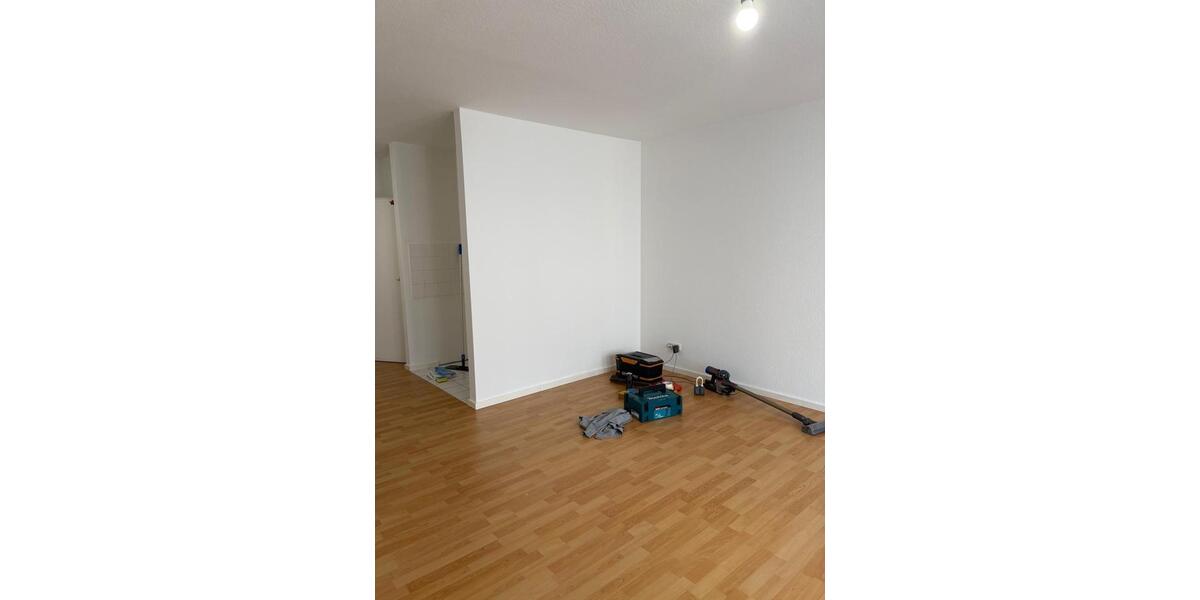 Dachgeschoßwohnung Frankfurt am Main Westend Süd - 1 Zimmer, 38 m&sup2;, 684&euro; | Angebot:25711724