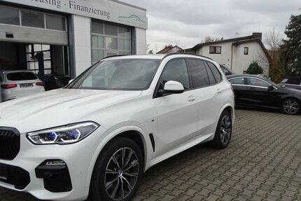 BMW X5 xDrive 30 d M Sport Panoramadach, AHK, Leder, 84.200 km 48.990 &euro; Rodgau 63110