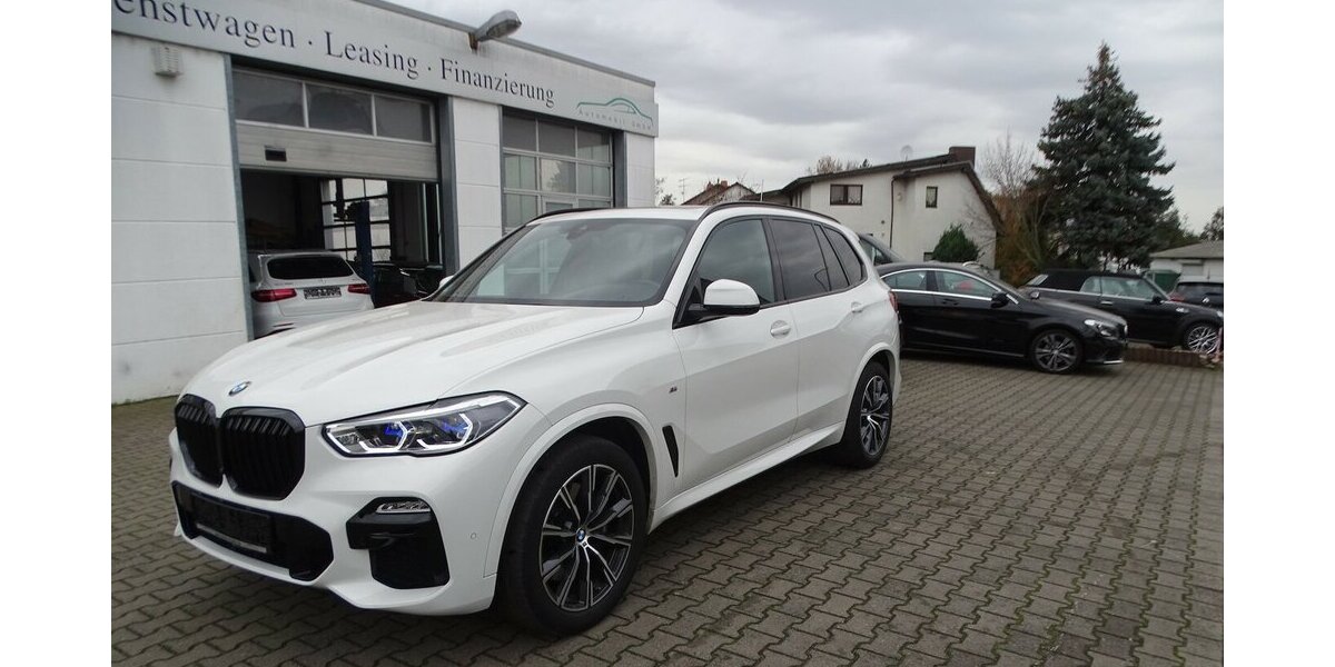 BMW X5 xDrive 30 d M Sport Panoramadach, AHK, Leder, 84.200 km 48.990 &euro; Rodgau 63110